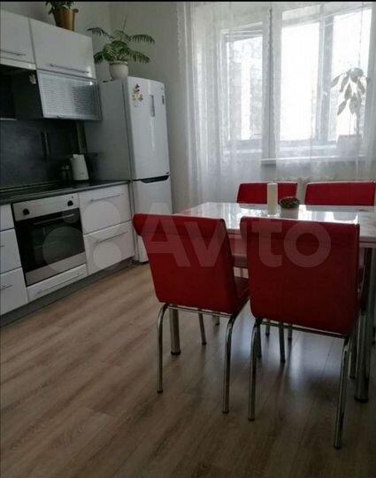 2-к. квартира, 80 м², 18/23 эт.