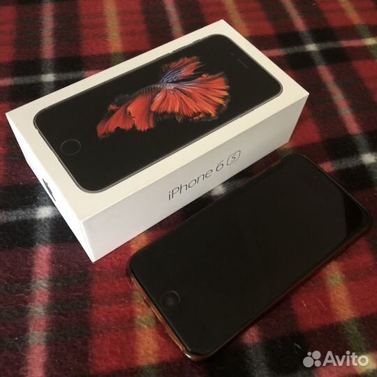 iPhone 6S, 32 ГБ