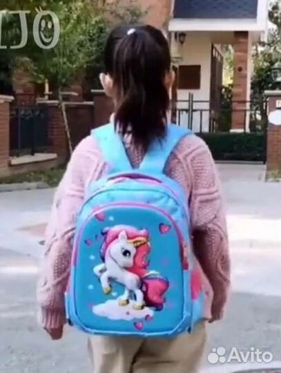 Школьный рюкзак