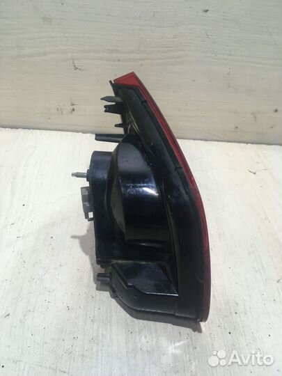 Фонарь задний правый VW Tiguan 1