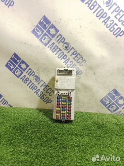 Блок предохранителей Kia Sorento кроссовер 2.5