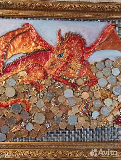 Картина из монет