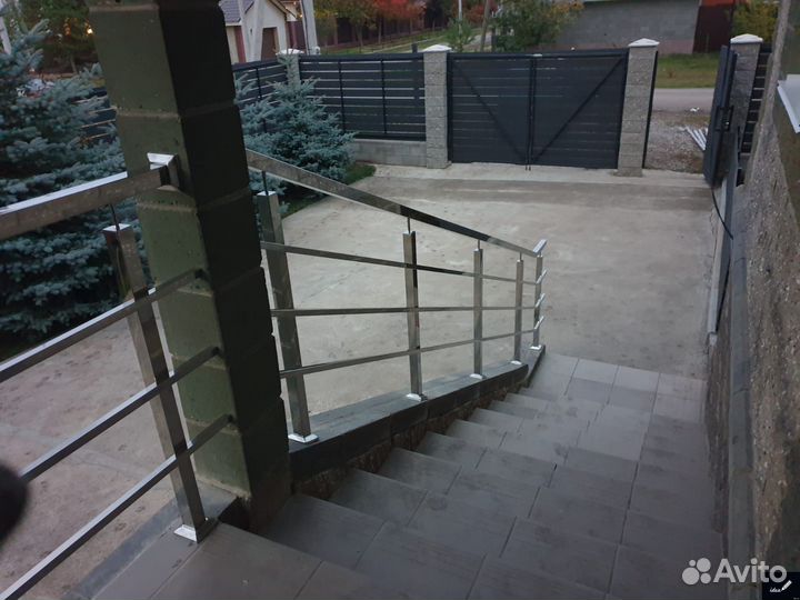 Перила для лестниц