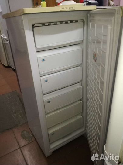 Морозильные камеры в Омске. Много