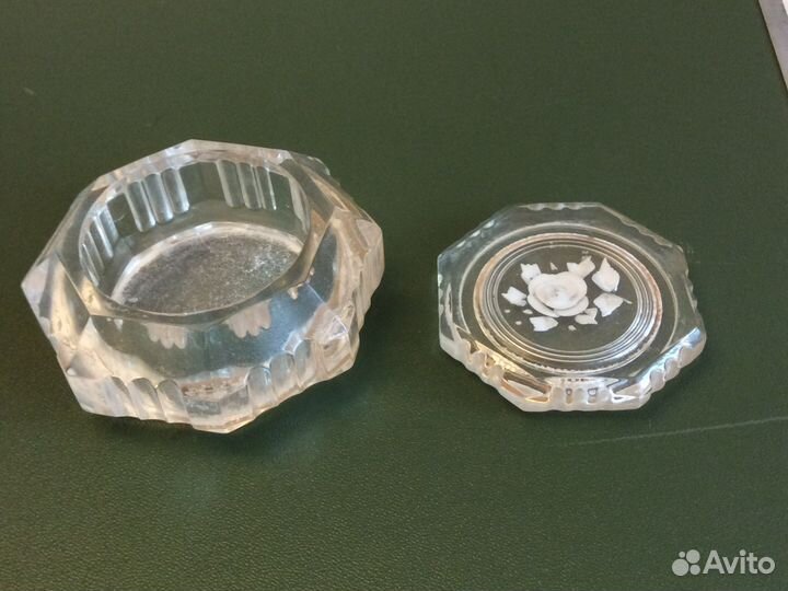 Пудреница СССР 1950— е годы