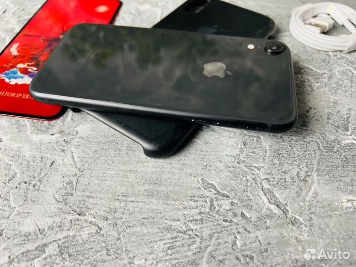 iPhone Xr, 64 ГБ