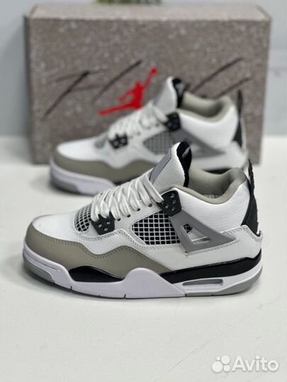 Кроссовки nike air jordan 4 retro