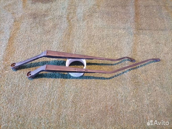 Поводки дворников B25D-67-321 Mazda Familia BJ bjf