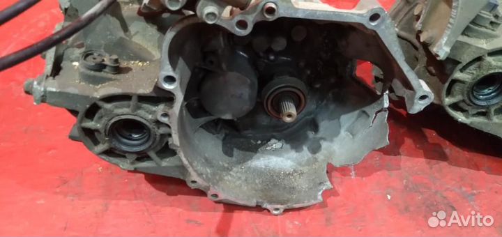 Лансер 9 коробка передач МКПП дефект 1.6