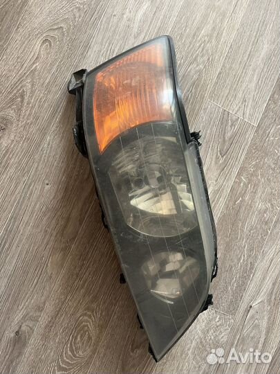 Toyota vista ardeo фара