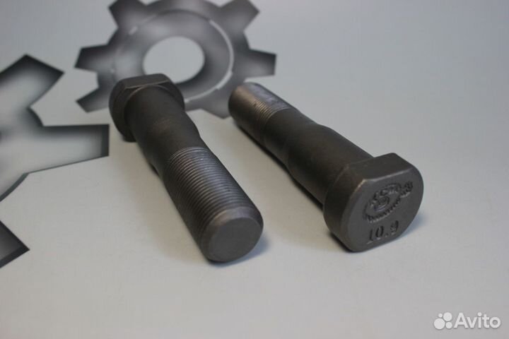 Болт ступицы Еврошпилька