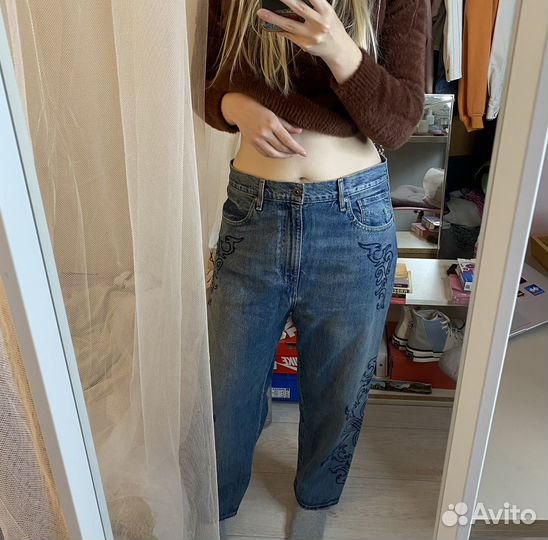 Джинсы levis