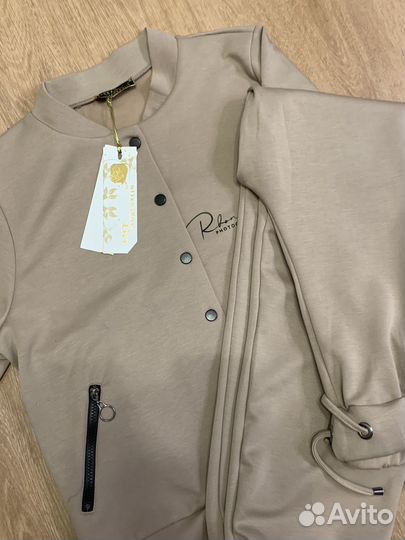 Костюм женский спортивный 46