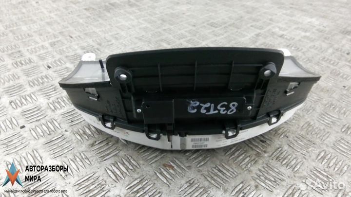 Щиток приборов (приборная панель) Volvo V60 2012