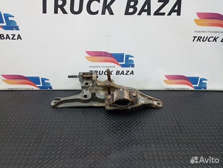 20704075 Кронштейн пневморессоры левый