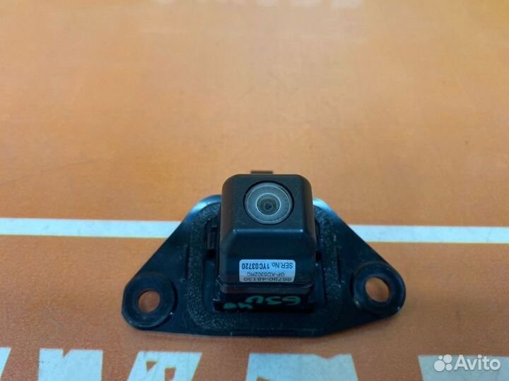 Камера заднего вида Toyota Highlander