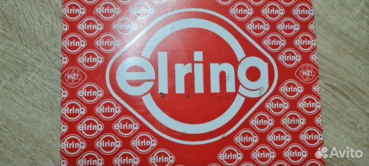 Сальник к/в задний с фланцем Volvo