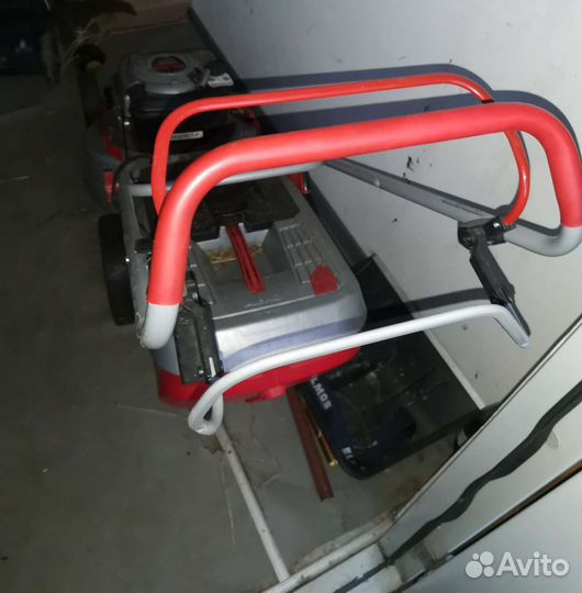 Газонокосилка бензиновая самоходная