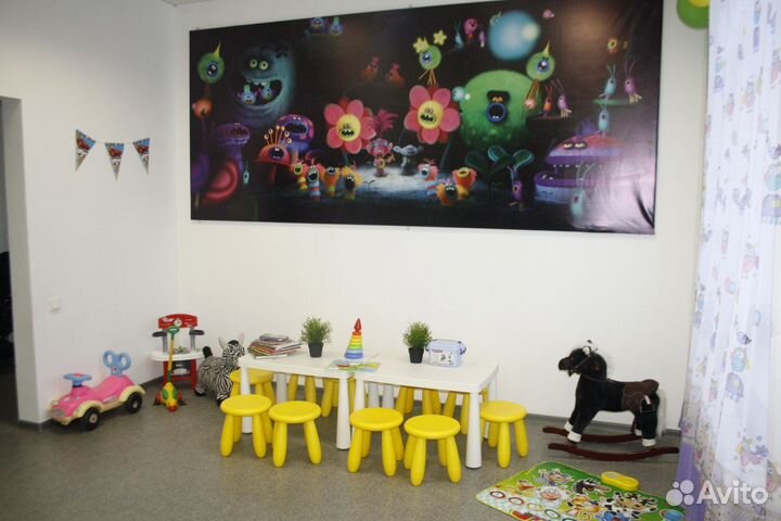 Детский стол и стул IKEA