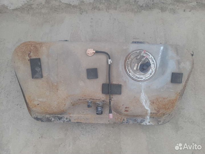 Бензобак на chevrolet lanos
