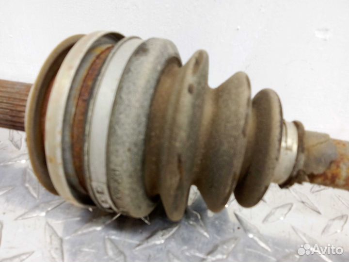 Полуось задняя правая Honda Ridgeline 1