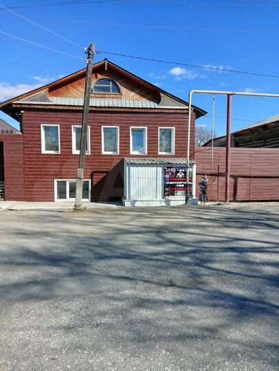 Коттедж 200 м² на участке 7 сот.