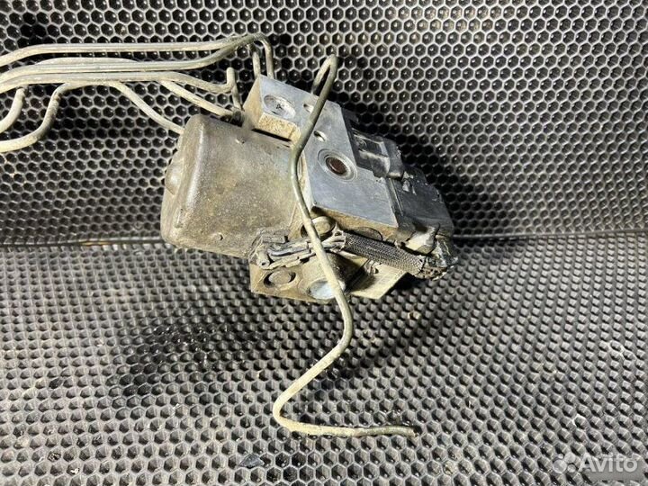 Блок ABS Hyundai Sonata 4 EF