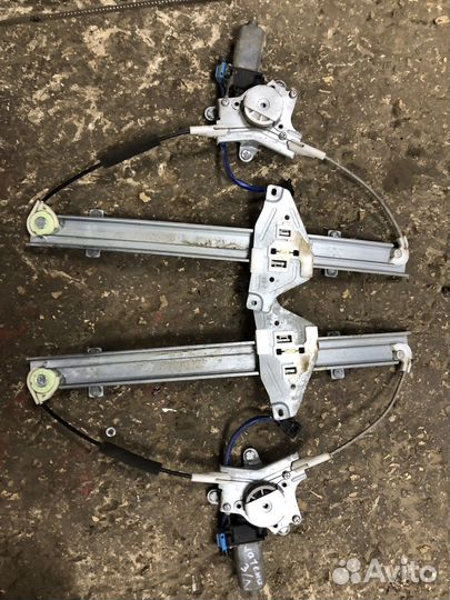 Передний стеклоподъемник Chevrolet Lacetti
