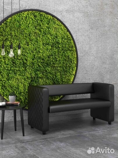 Кожаный диван