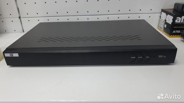 Регистратор для видеонаблюдения на 8 камер