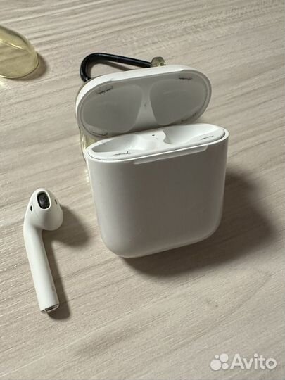Airpods 1