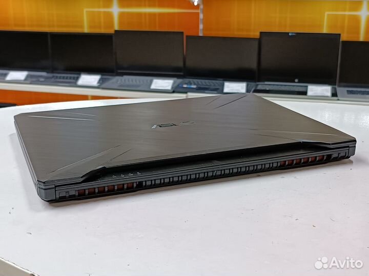 Игровой Asus 15.6 IPS Ryzen 5 12gb GTX1050 3gb SSD