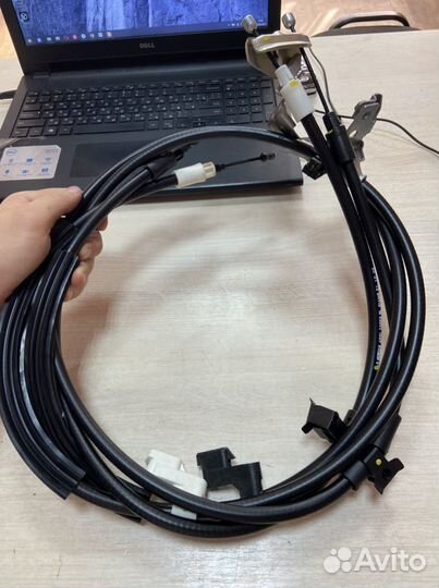 Трос стояночного тормоза (ручника) форд фокус 3