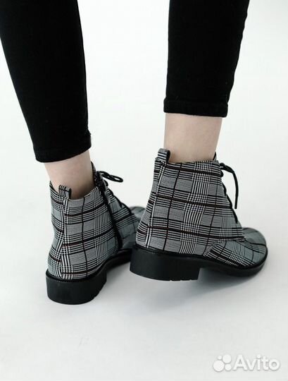 Новые ботинки