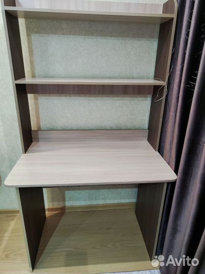 Продам письменный стол бу