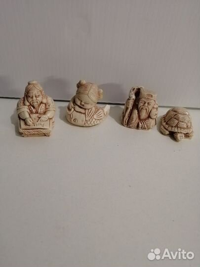 Фигурки нэцкэ