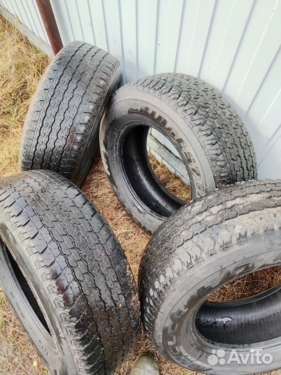 Bridgestone Dueler H/T 265/65 R17