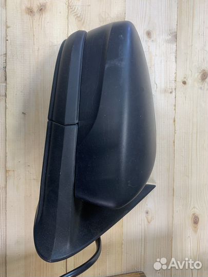 Боковое зеркало правое на ваз granta
