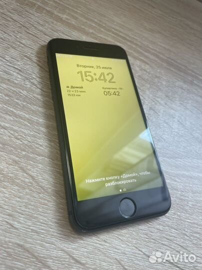 Продам iPhone 8 64 Гб