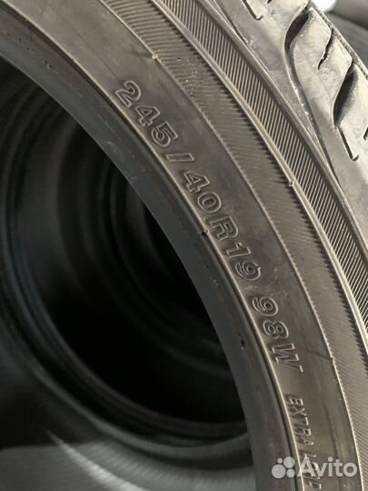 Yokohama Avid Envigor 245/40 R19 98W