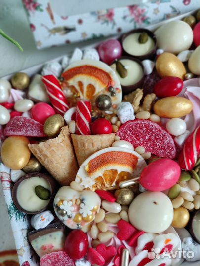 Новогодние сладкие подарки