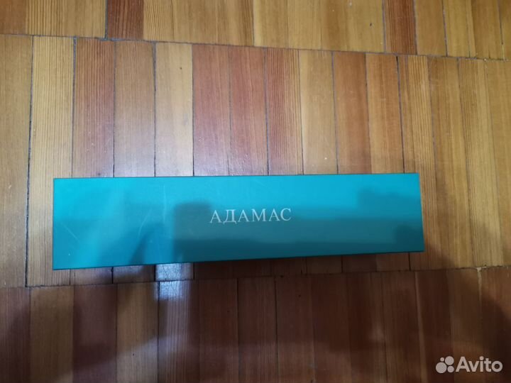 Коробочка для ювелирных изделий, Aдамас