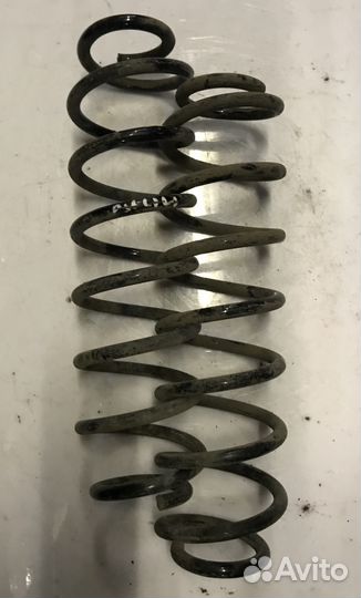 Пружина зад. подвески LR polo 10- Б/У