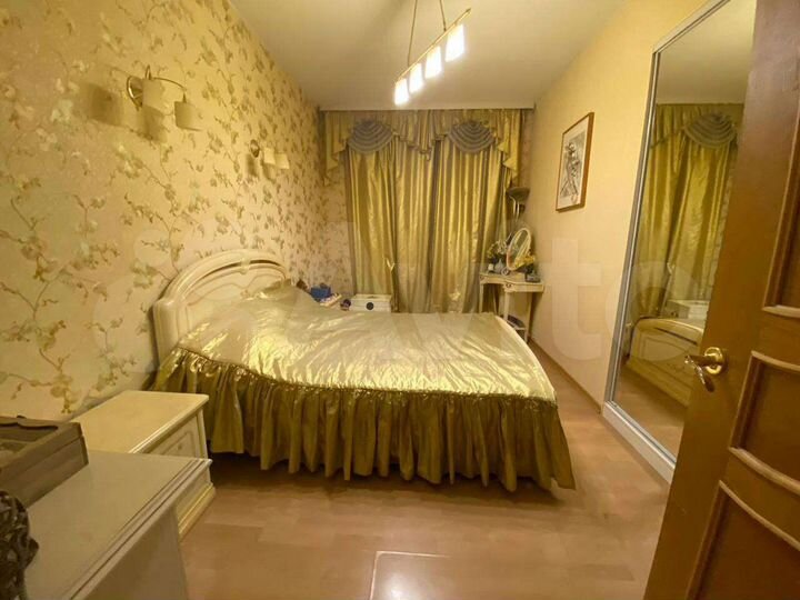3-к. квартира, 85 м², 3/4 эт.