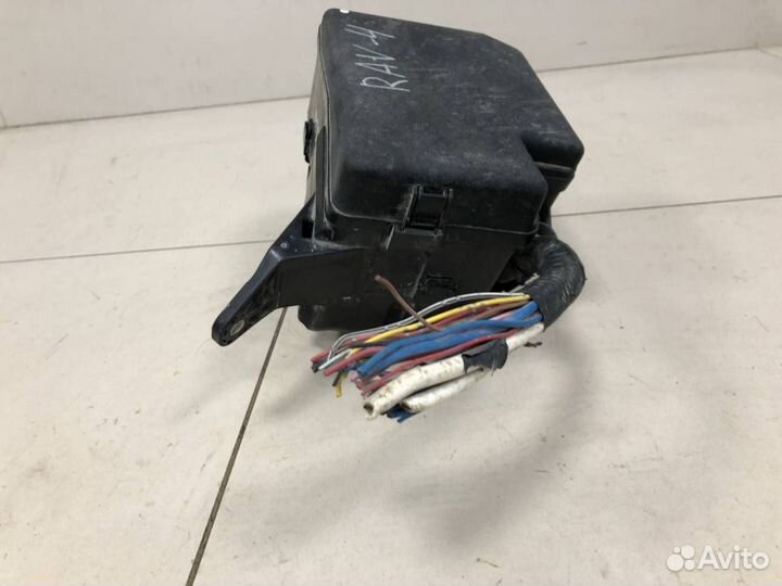 Блок предохранителей Toyota Rav 4 A30 2006-2013