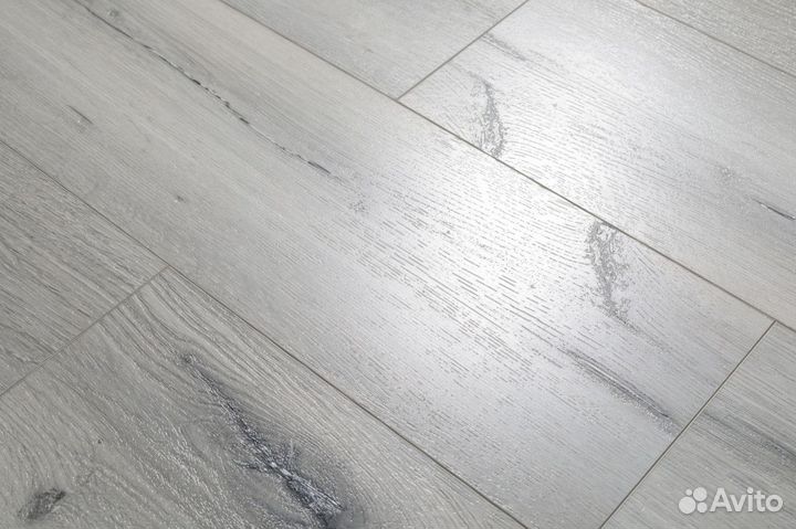 Кварцвиниловый ламинат со склада