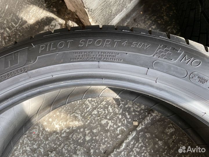 Michelin Pilot Sport 4 SUV 235/45 R21 101Y