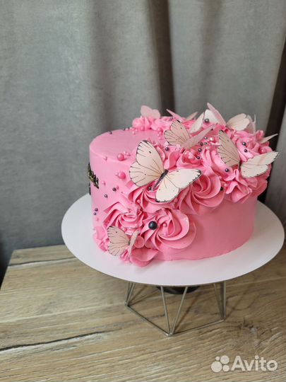 Торты на свадьбу / день рождения / крестины