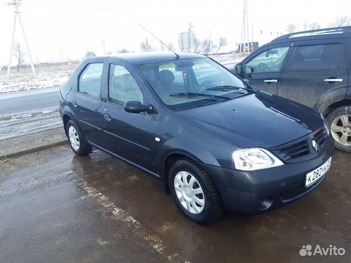 Стекло двери на Рено Логан 2005-2022