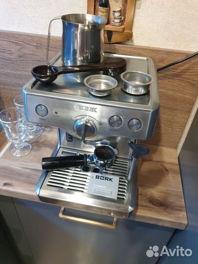 Кофемашина bork 800